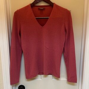 Cashmere V-Neck Sweater - Warm Red